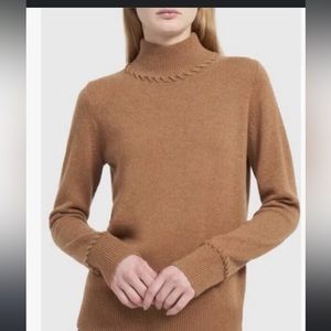 NWT Theory whipstitch haystack cashmere sweater